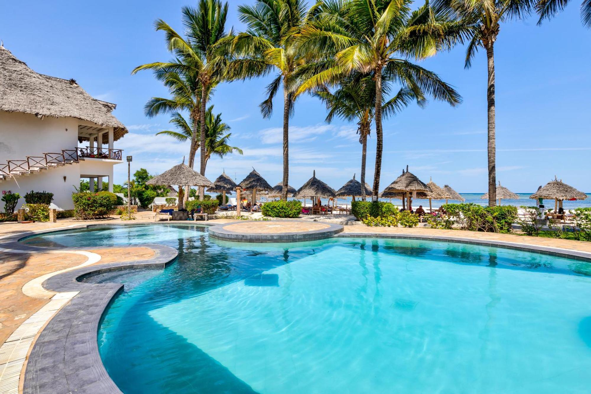 AHG Waridi Beach Resort&SPA Pwani Mchangani Exterior foto